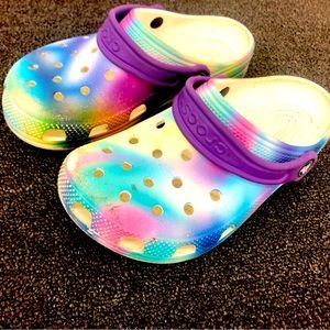 Beautiful pair of multi color crocks gently owned J3 is the size